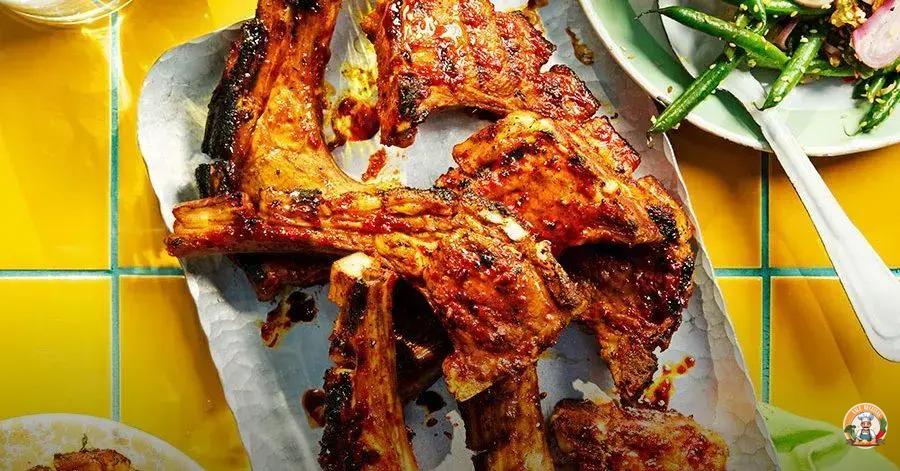 costela de cordeiro na churrasqueira